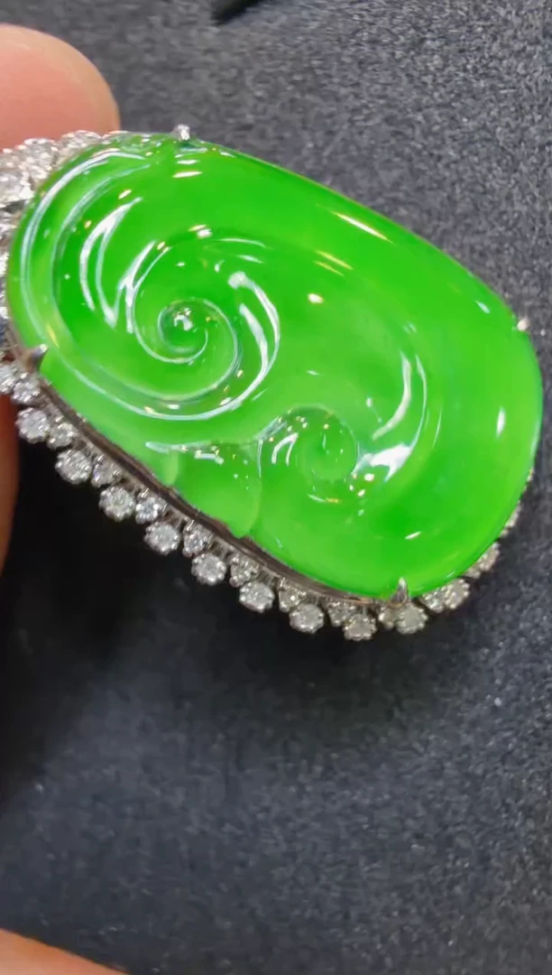 吊坠(不含链)18K金镶嵌翡翠多样性团购发一件