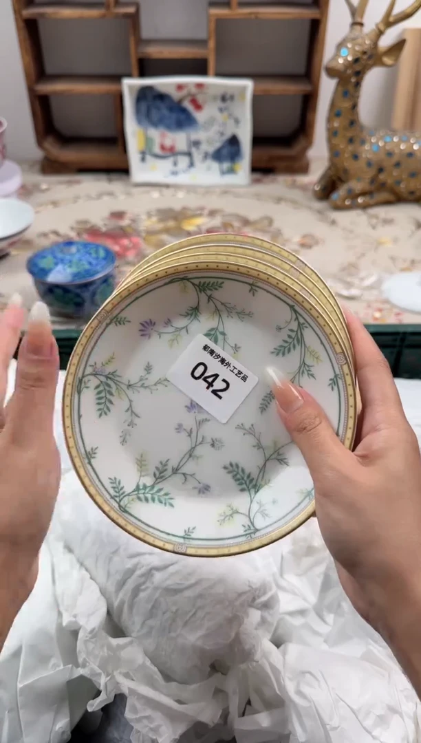 瓷片弥*D          042