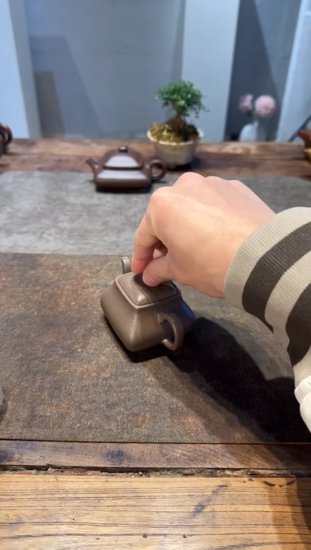 茶壶紫砂—风流宰相紫砂壶段泥