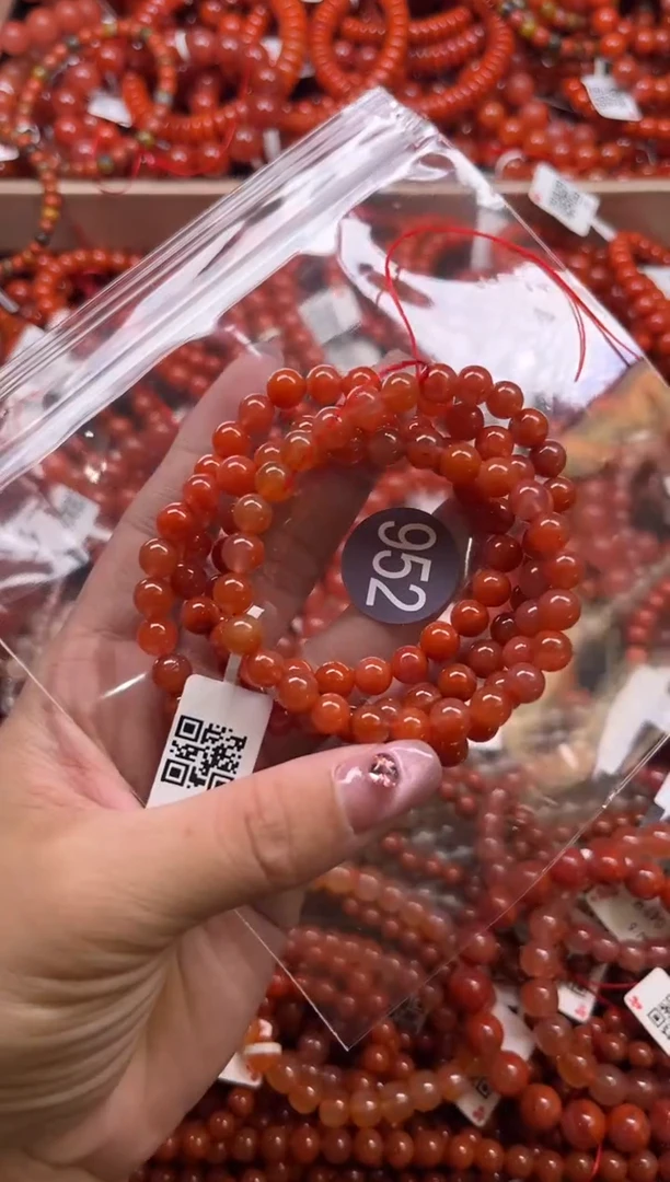 南红玛瑙未镶嵌珠宝奇石952-6