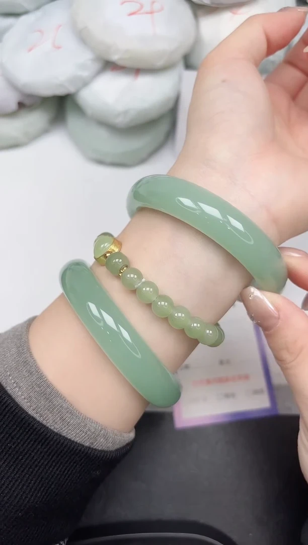 东凌女款手镯54/6061