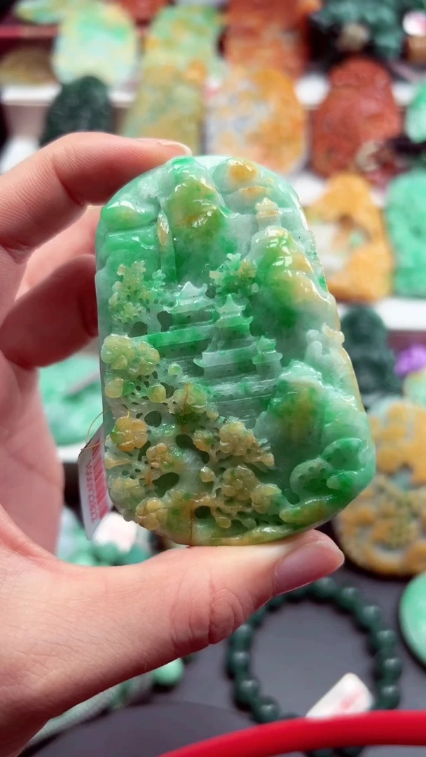 吊坠(不含链)未镶嵌翡翠天然翡翠