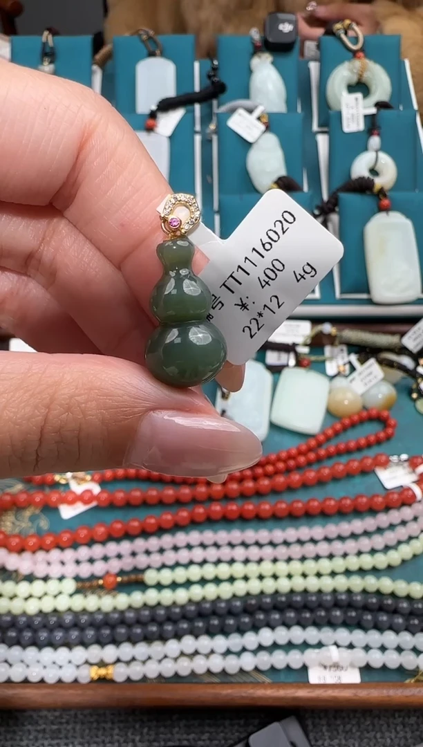 颈饰未镶嵌和田玉TT