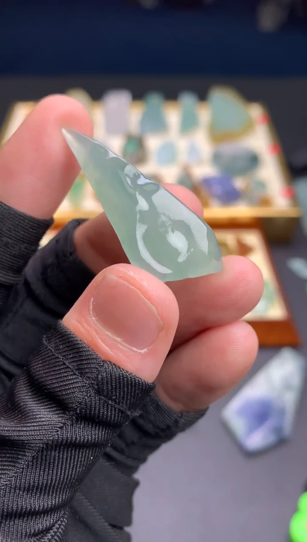 【闪购商品】定制翡翠未镶嵌            