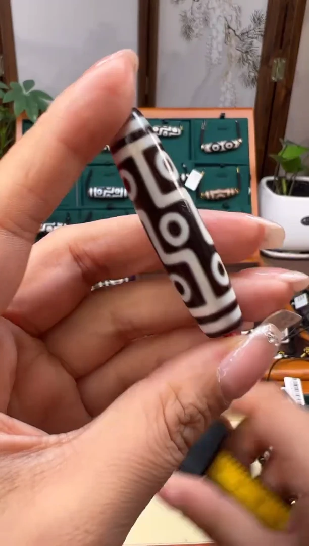 未镶嵌颈饰玛瑙/玉髓（覆膜）116.(微瑕)