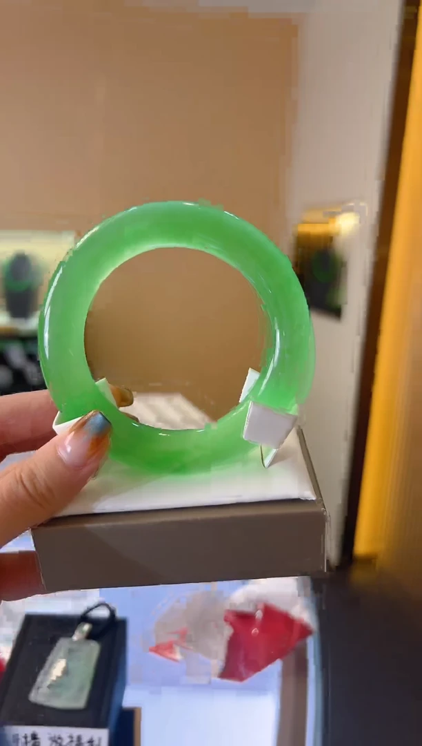 未镶嵌手镯翡翠天然A货翡翠手镯定金