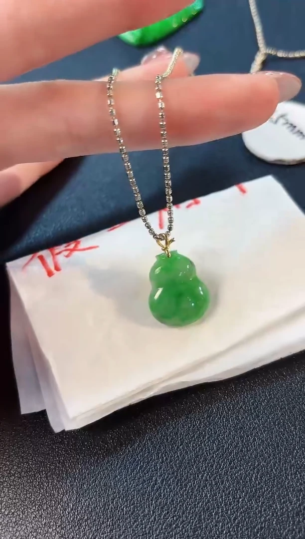 【闪购商品】翡翠吊坠(不含链)18K金镶嵌 缅料A货/支持复检/一件