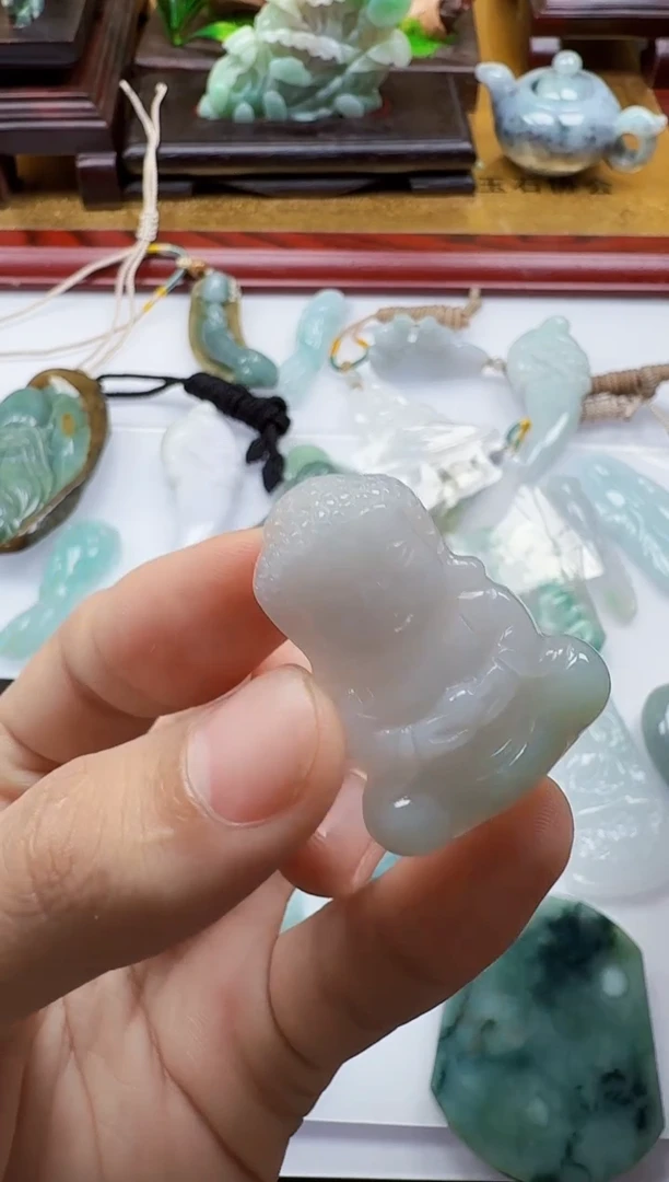吊坠(不含链)未镶嵌翡翠1