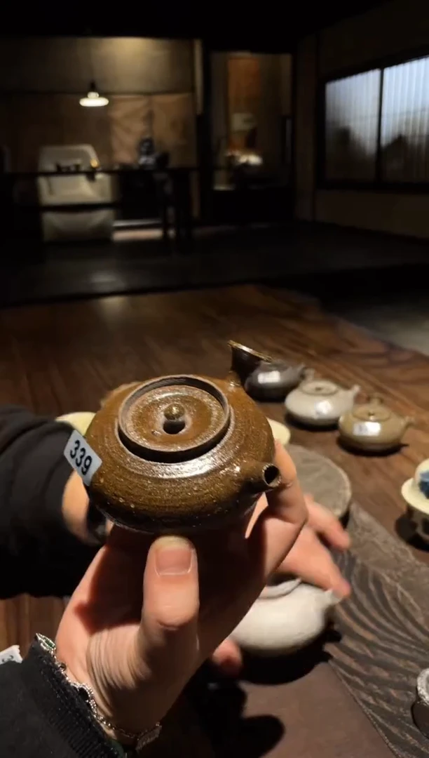 【闪购商品】0侧把壶..........339