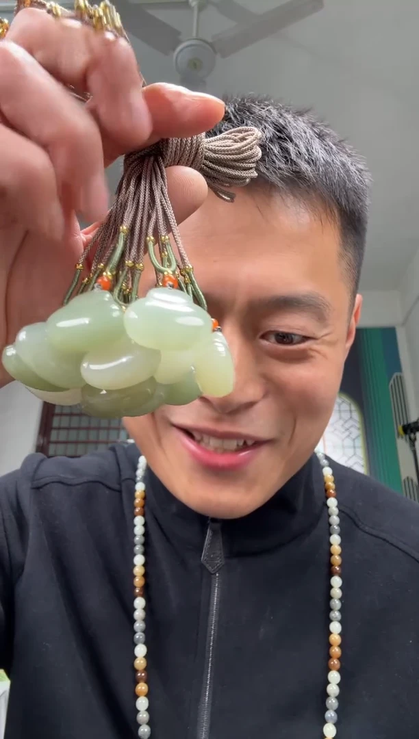 颈饰未镶嵌和田玉吊坠多样性拍一发一件