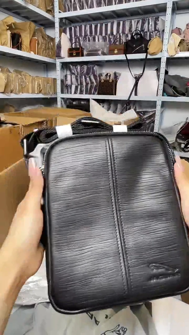 牛皮（革）韩爵绅士包包皮具044