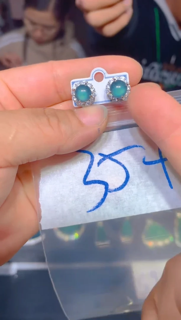 【闪购商品】定制翡翠未镶嵌10定制翡翠多样性发货（发其一）