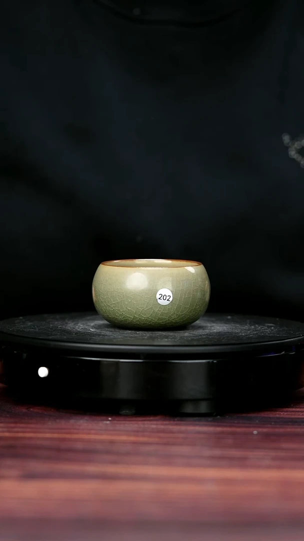 壶瓷202#崔小宁一级品原矿钧瓷主人杯