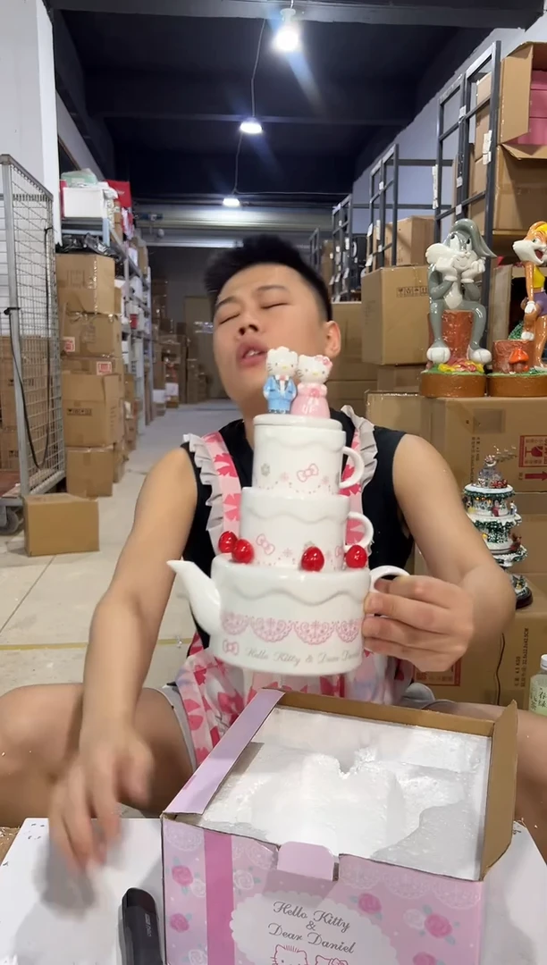 瓷片原盒结婚kt猫蛋糕茶壶