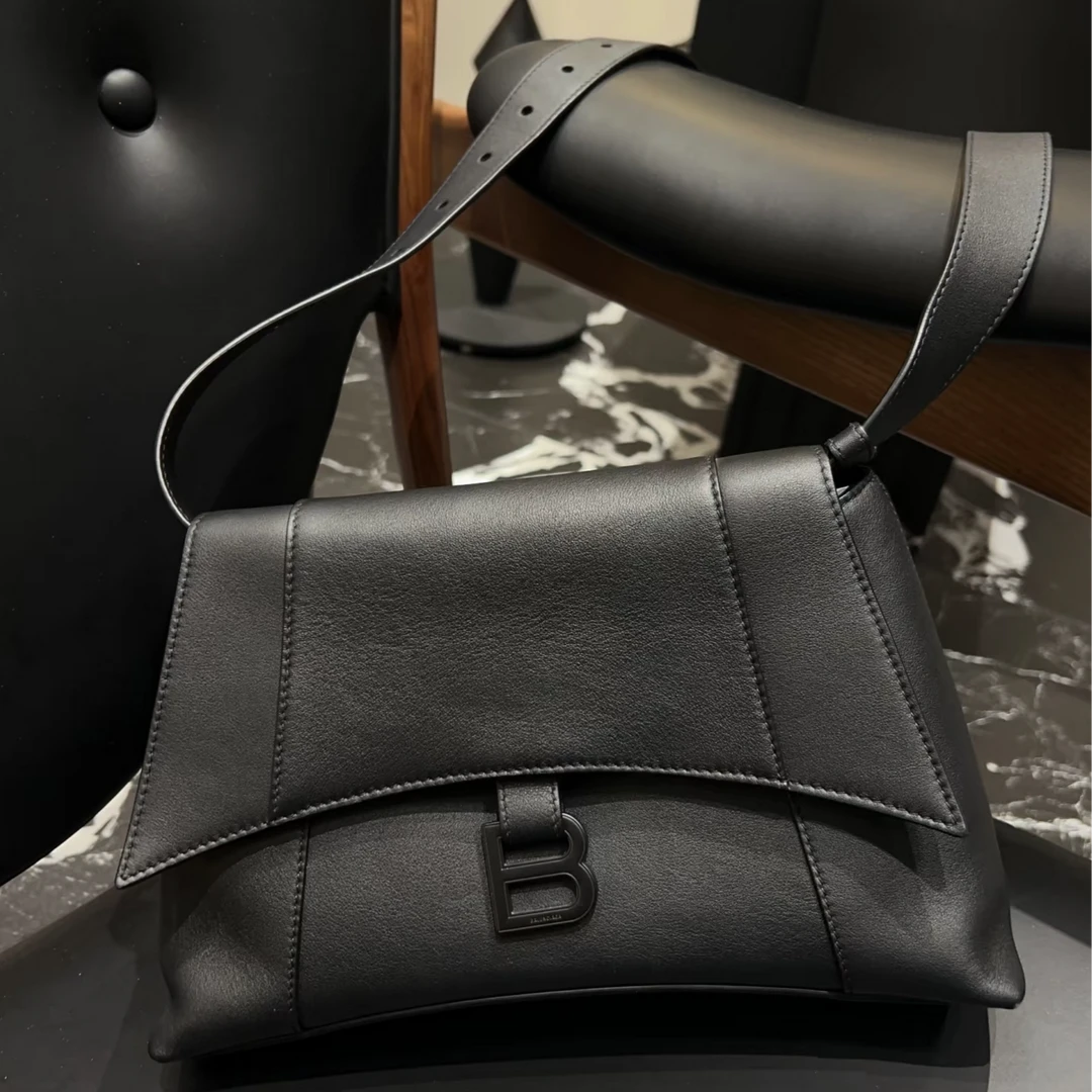 99新 Balenciaga/巴黎世家 巴黎世家downtown/单肩/斜跨/精选