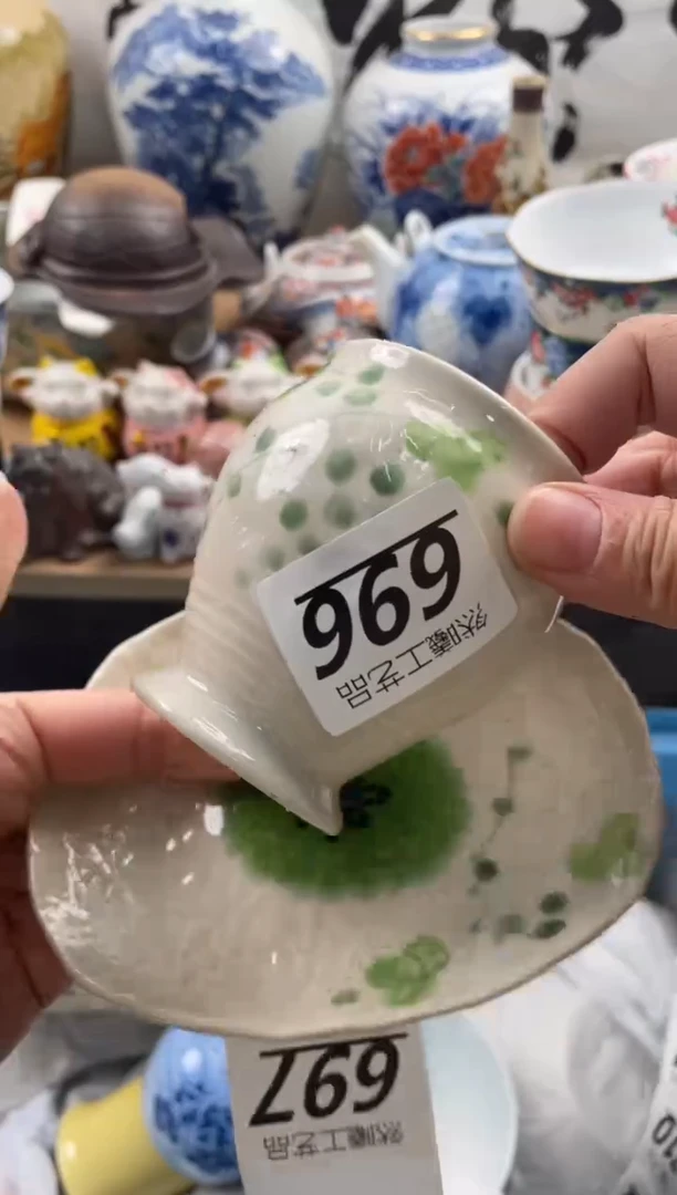 【闪购商品】瓷片696然曦海外工艺品。。。