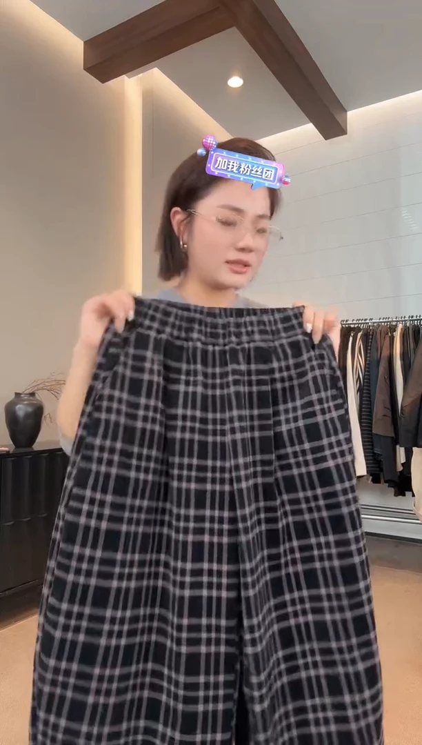 小**。XUZIYU.小个子定制外套   裤子