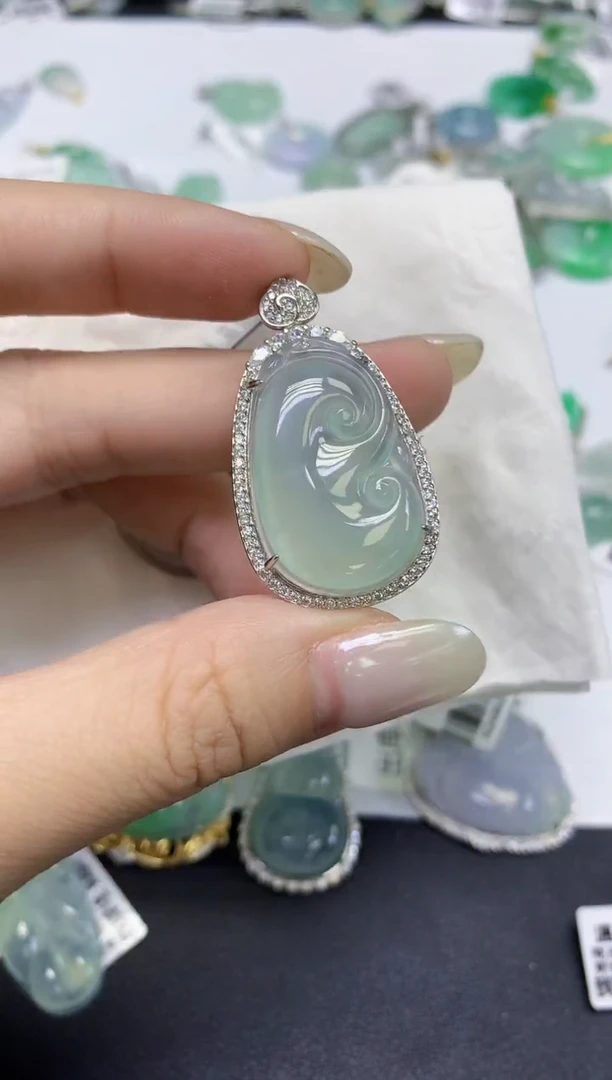 颈饰未镶嵌翡翠天然缅甸翡翠A货多样性发一件