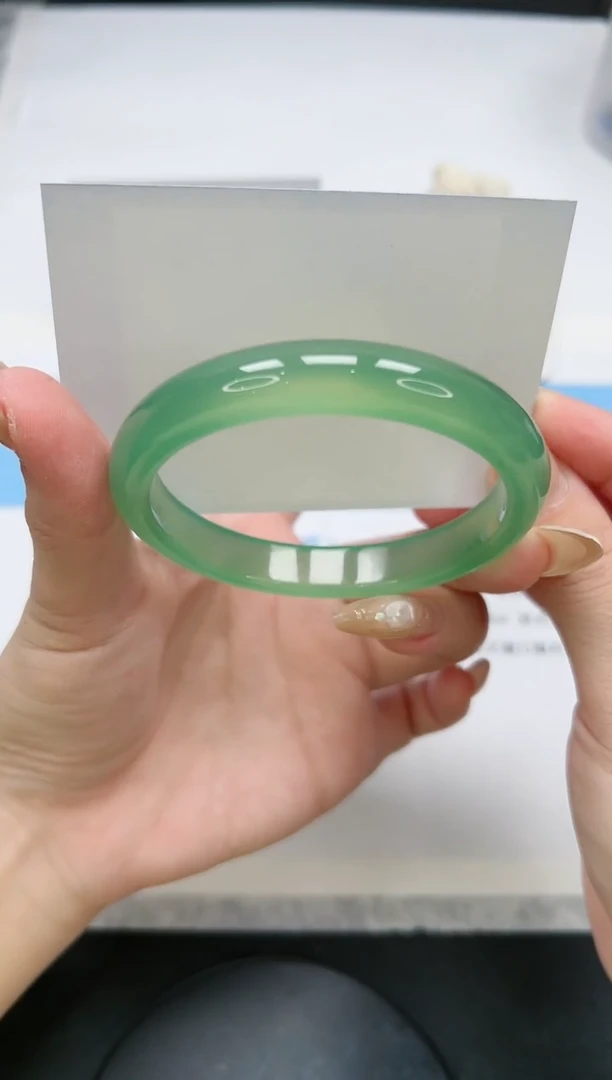 【闪购商品】玛瑙/玉髓手镯未镶嵌18/晴水61