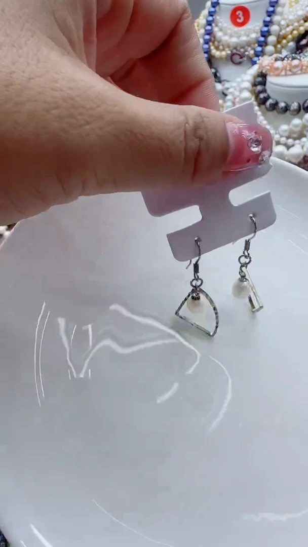 淡水珍珠未镶嵌颈饰1