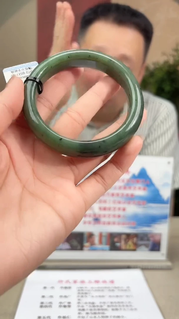 和田玉手镯未镶嵌多样性发货拍一发一