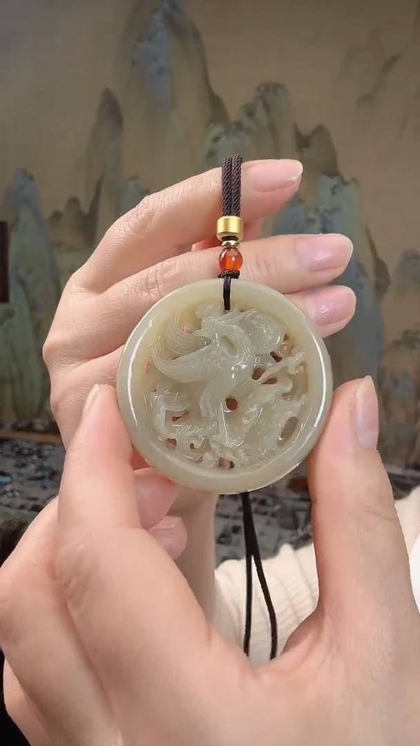 颈饰未镶嵌和田玉.