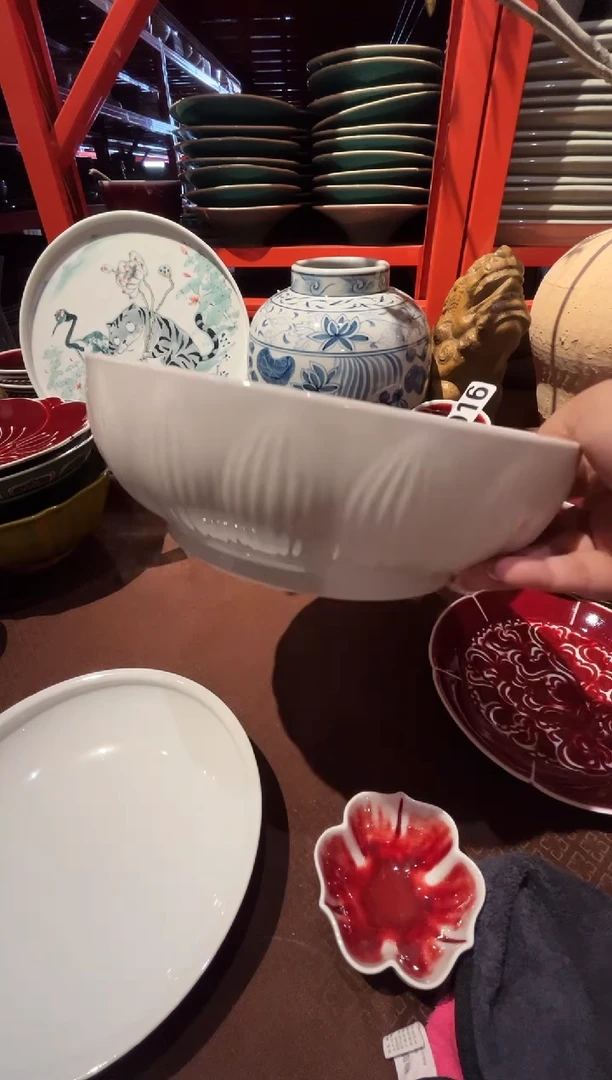 瓷片p****漠916白色雕花碗