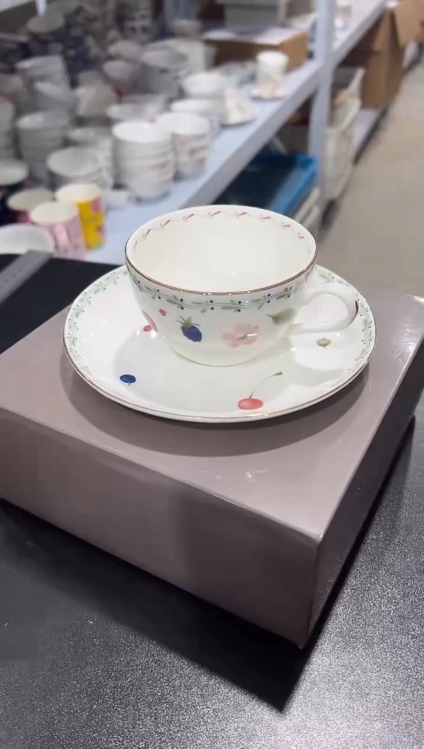 杯子骨瓷（原盒）则武 红茶 咖啡杯一碟 配咖啡勺