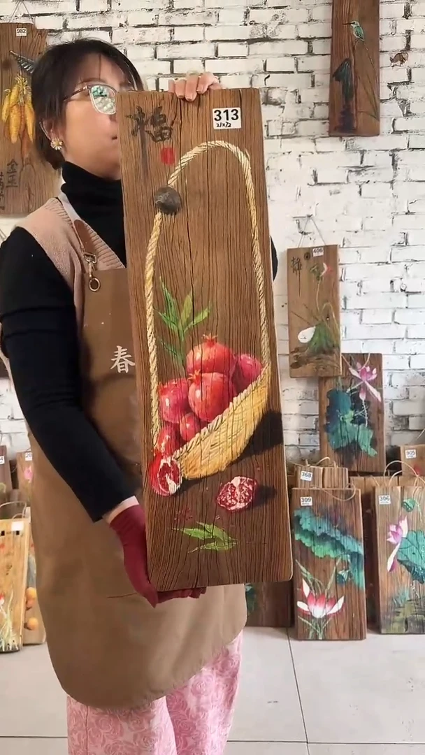 【闪购商品】桃核吊坠313号核桃门板画
