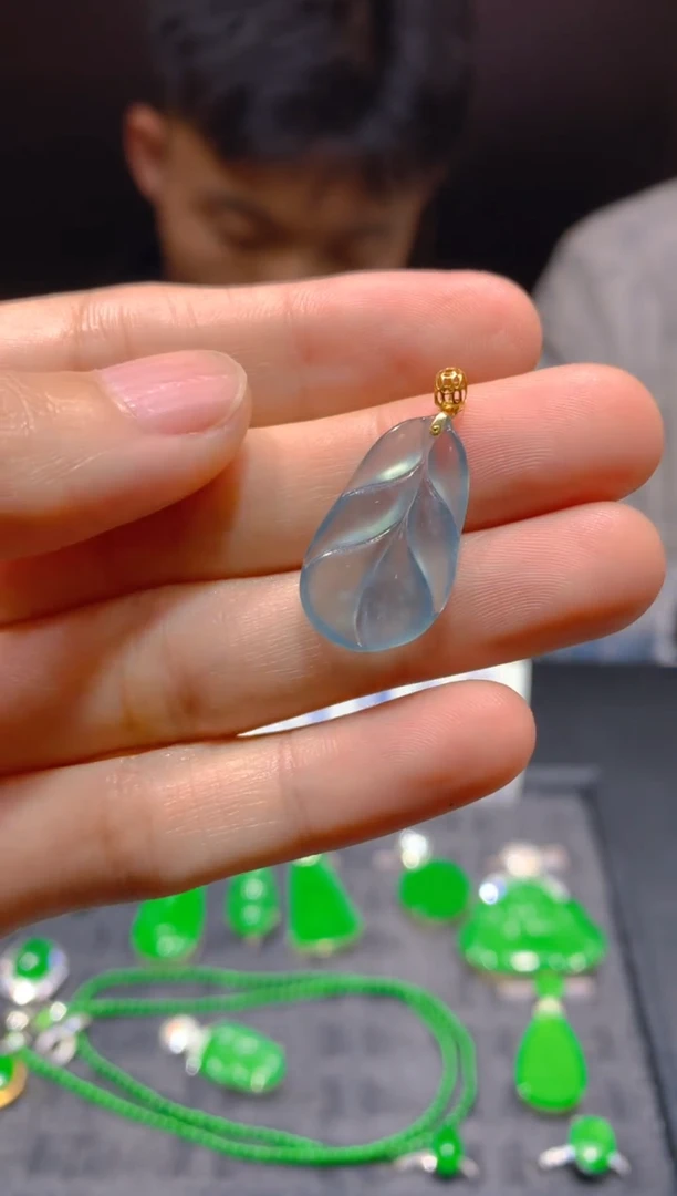 18K金镶嵌定制翡翠123多样性发货（发其一）