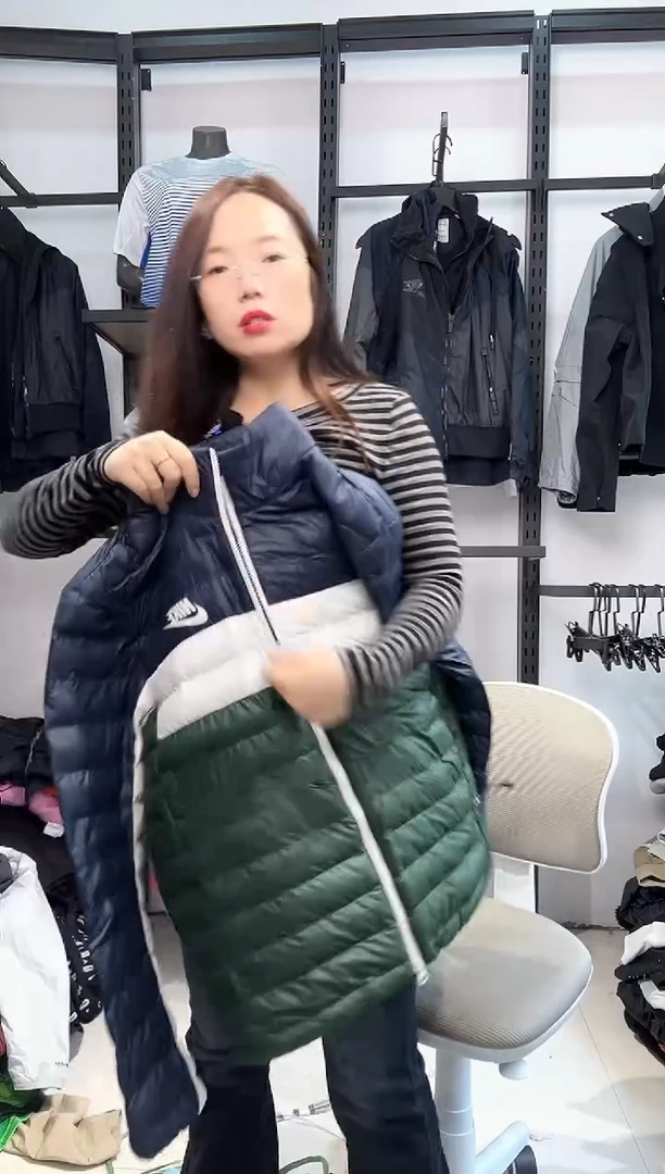 2381编码  瑕疵直播间过款为准 尺码170