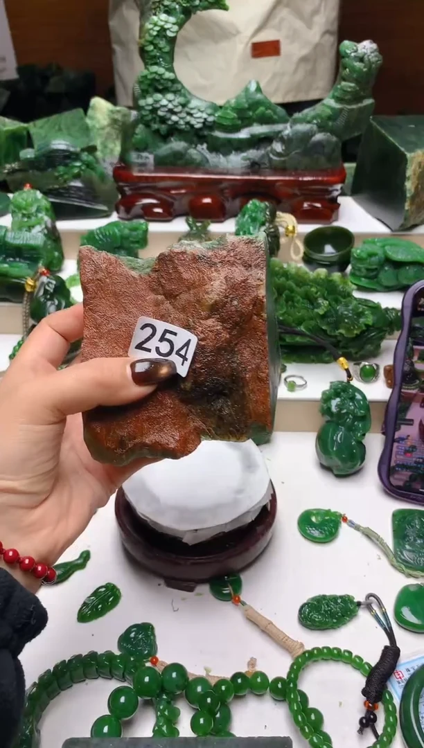未镶嵌和田玉珠宝半成品1