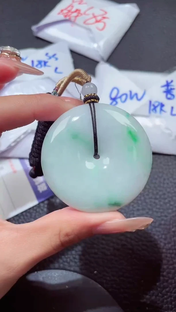 颈饰未镶嵌翡翠00000