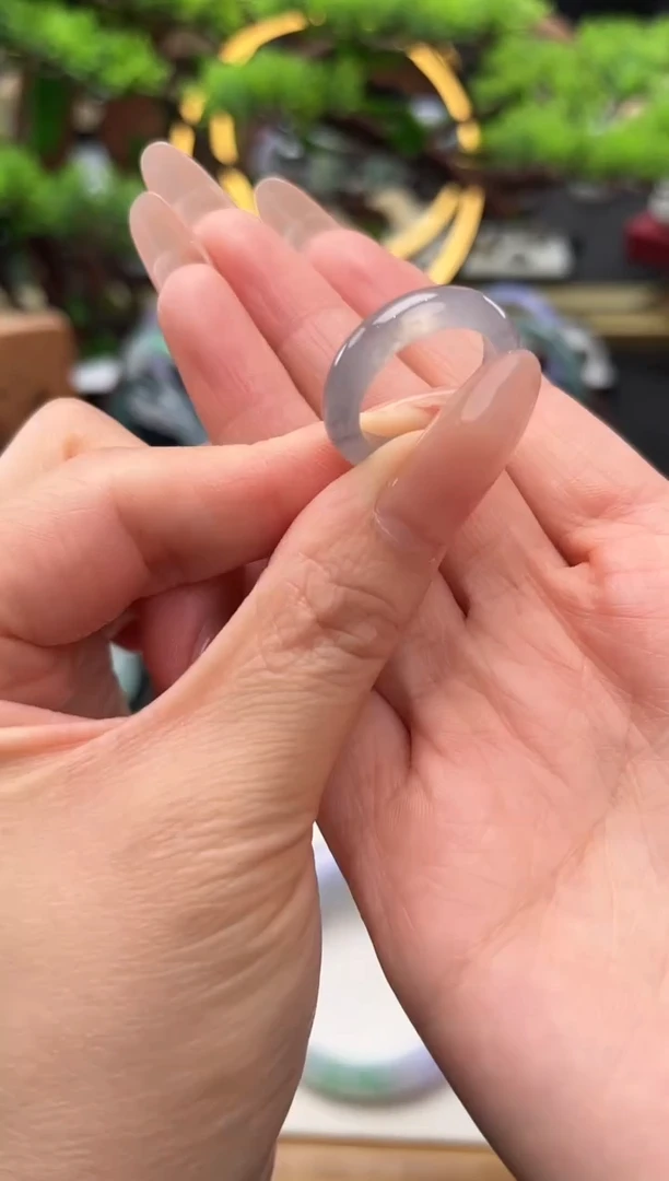 未镶嵌戒圈翡翠戒圈