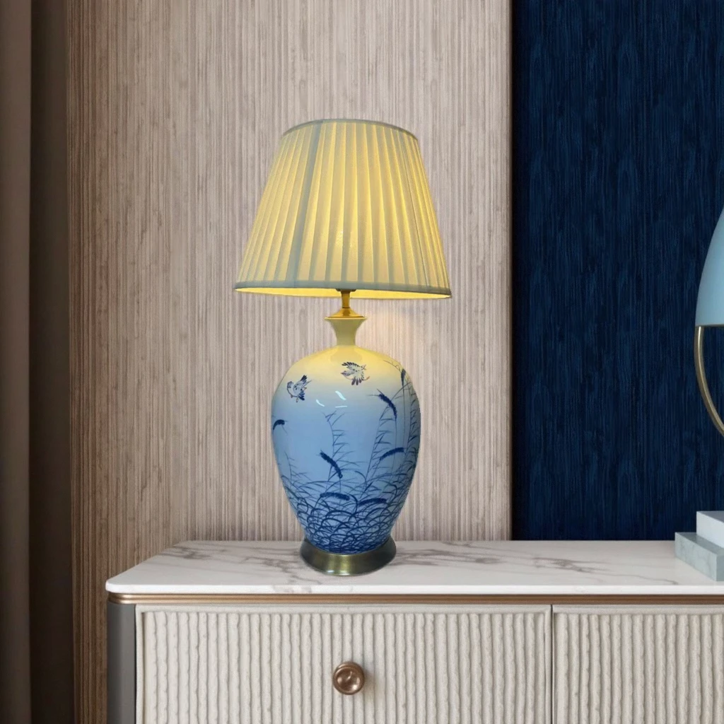 电镀创意北欧圆形新中式简约台式轻奢节能欧式调光台灯