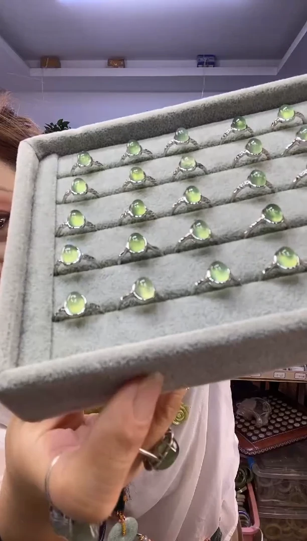 钛钢蛇纹石玉戒指多样性随机发一