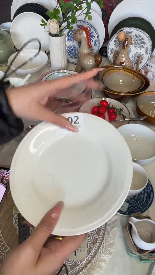 新骨瓷002 瑕疵 暖白 7,5寸双边盘