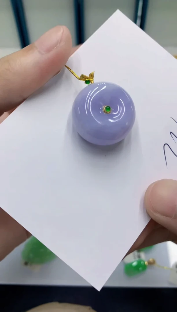 颈饰18K金镶嵌翡翠翡翠