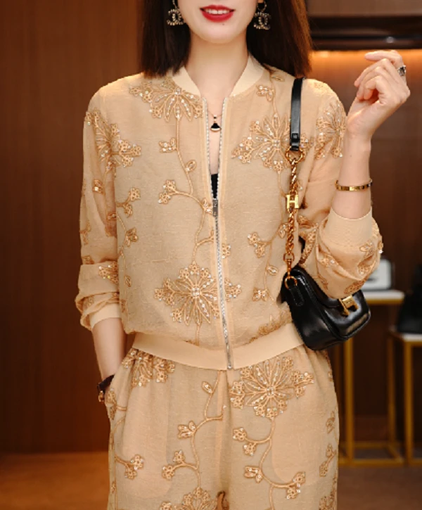 杏棕繁花-新款2025时尚舒适百搭减龄优雅轻奢气质网红运动套装