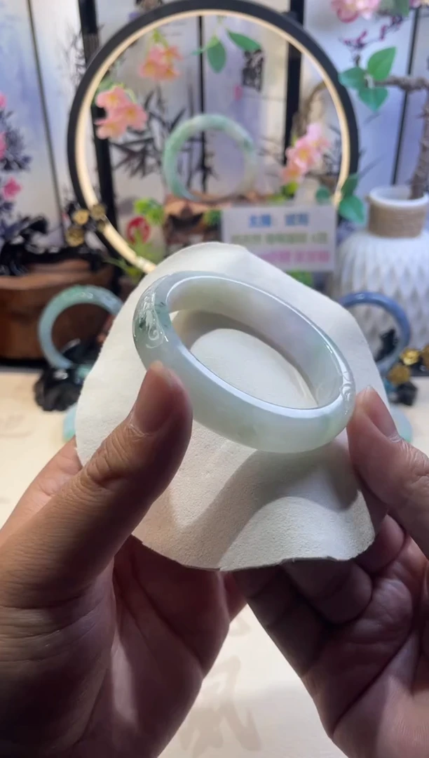 未镶嵌手镯翡翠正圈56