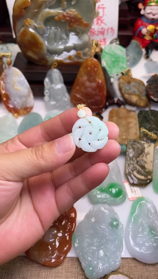 颈饰未镶嵌翡翠时来运转