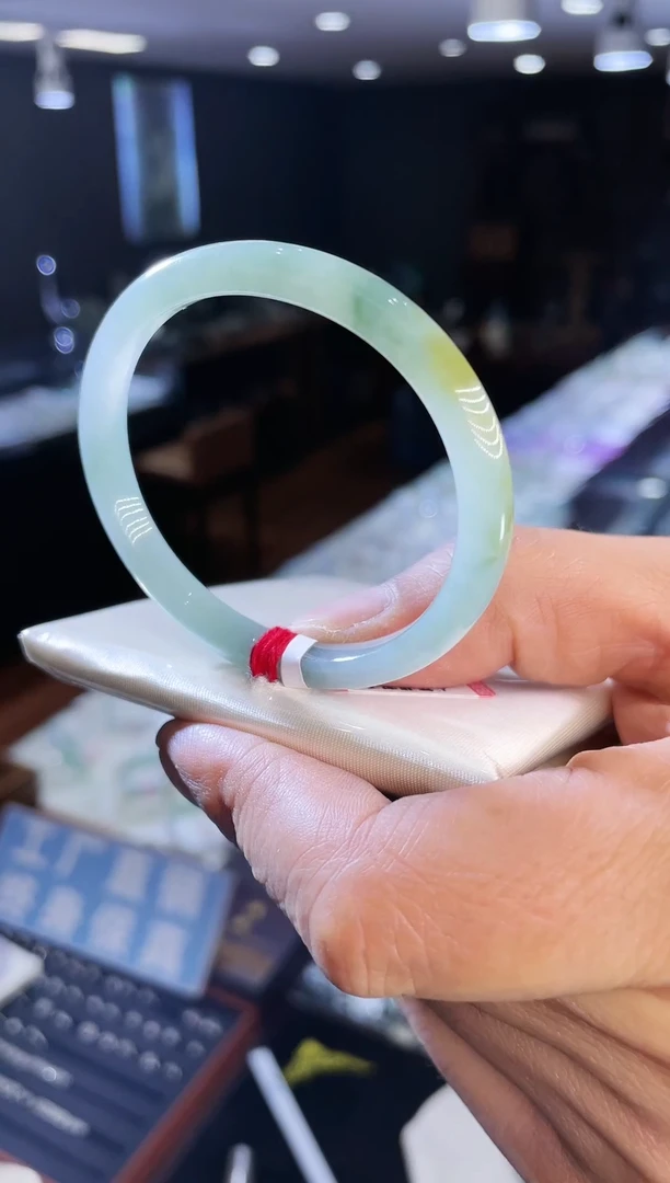 未镶嵌手镯翡翠贵妃52-53