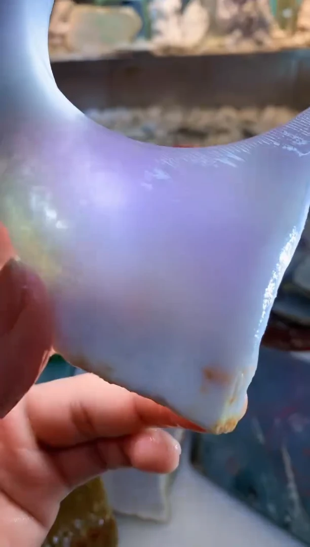 翡翠裸石0朗0翡翠珠宝67