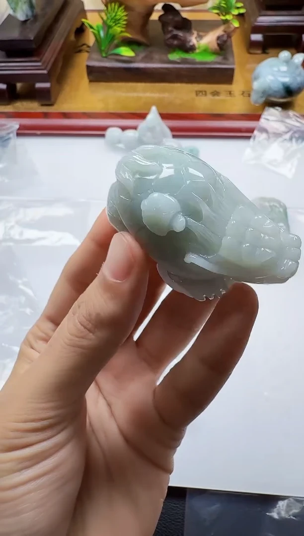 吊坠(不含链)未镶嵌翡翠1
