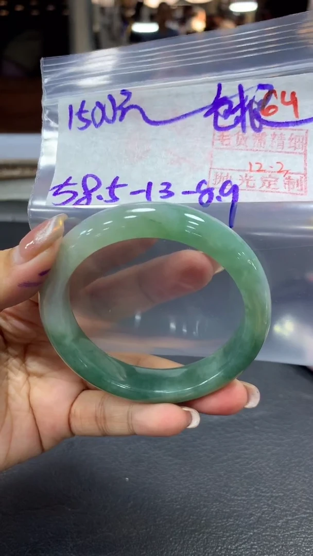 未镶嵌定制翡翠毛货需精细抛光+拍一发一+64