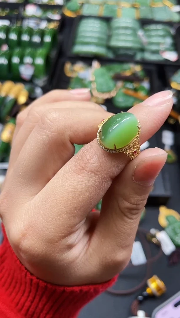 【闪购商品】和田玉戒指18K金镶嵌多样性发一