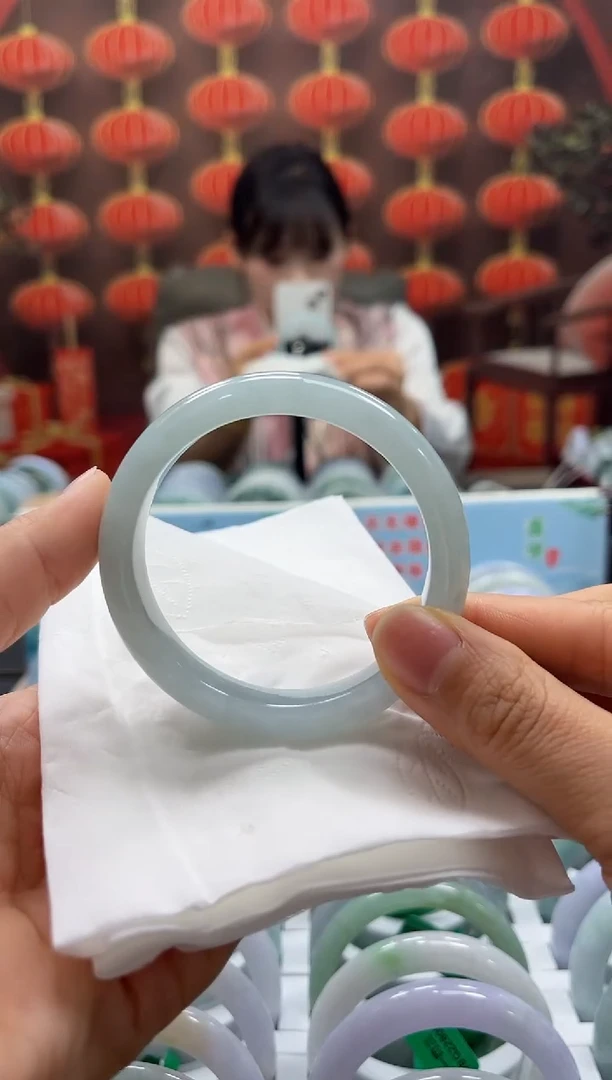 【闪购商品】翡翠手镯未镶嵌00009075