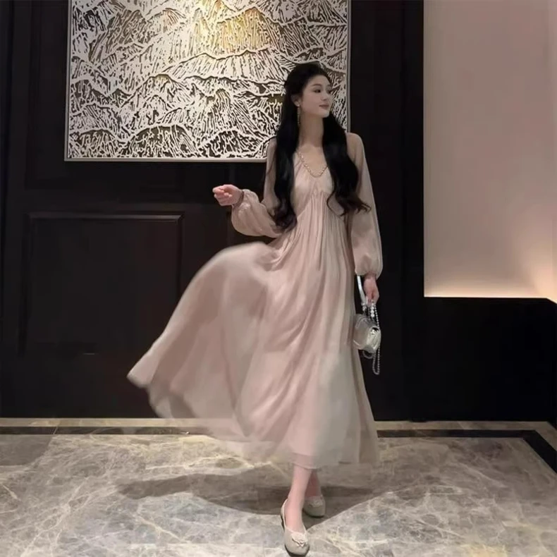 法式温柔系修身连衣裙女2025夏季流行单品新款长裙甜美风减龄裙子