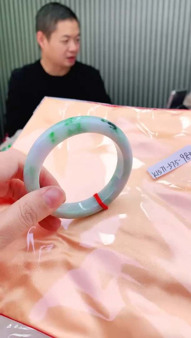 未镶嵌手镯翡翠57