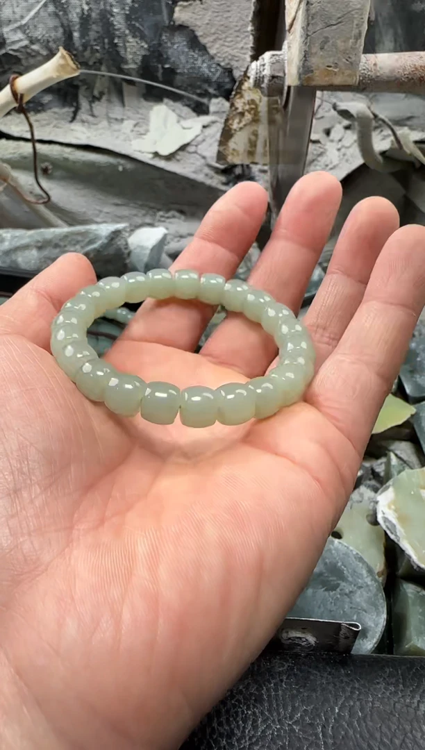 【闪购商品】和田玉颈饰未镶嵌手串